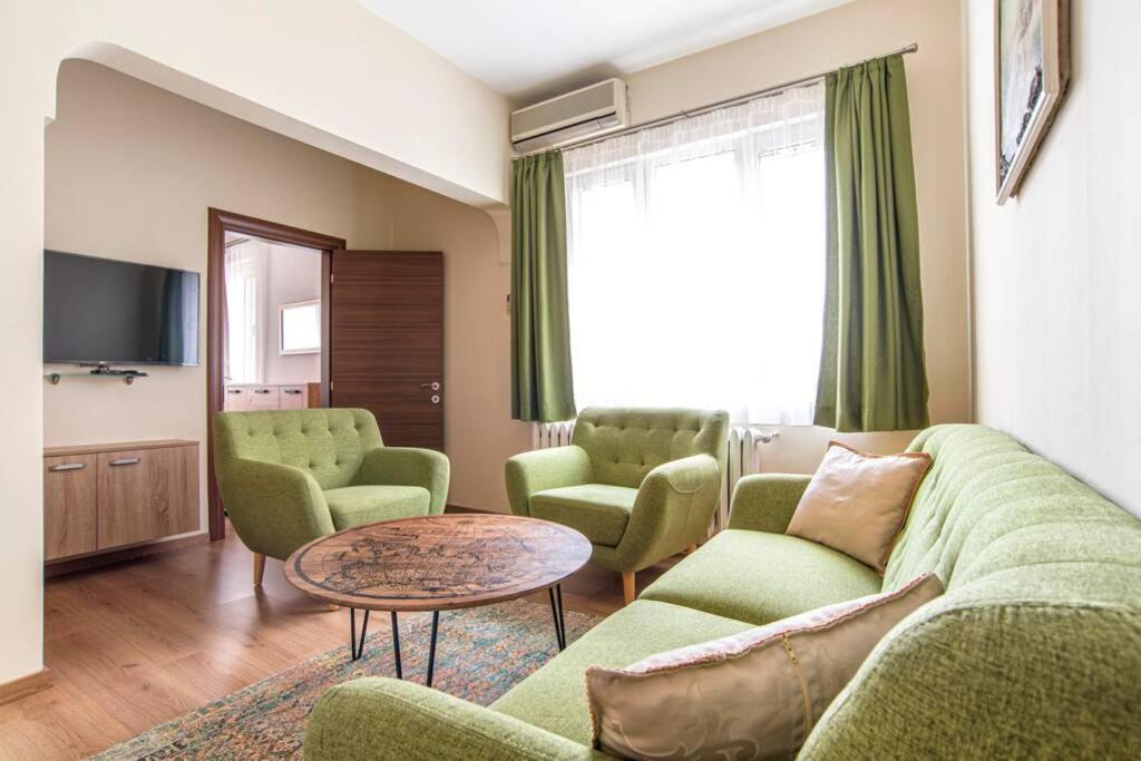 Apartment Elegant & Stylish 2 Bedroom *