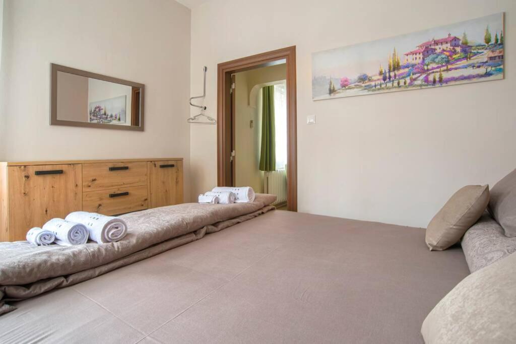 Apartment Elegant & Stylish 2 Bedroom